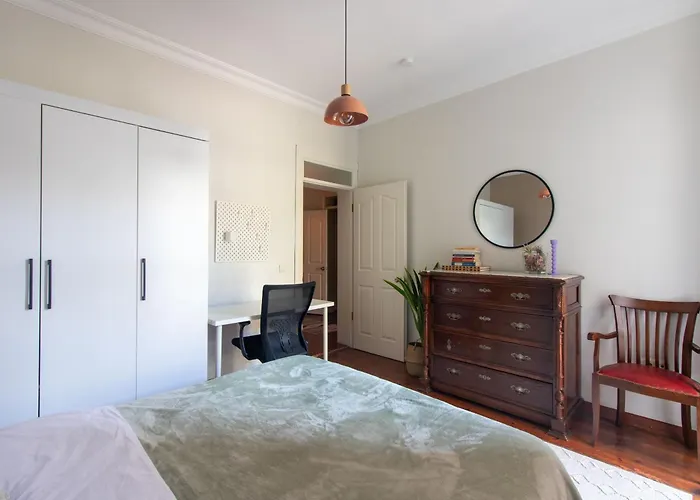 아파트 Tasteful & Spacious 3br Haven In Trendy Sisli 이스탄불